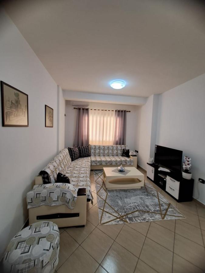 Rikardo Apartament Vlorë Exterior foto