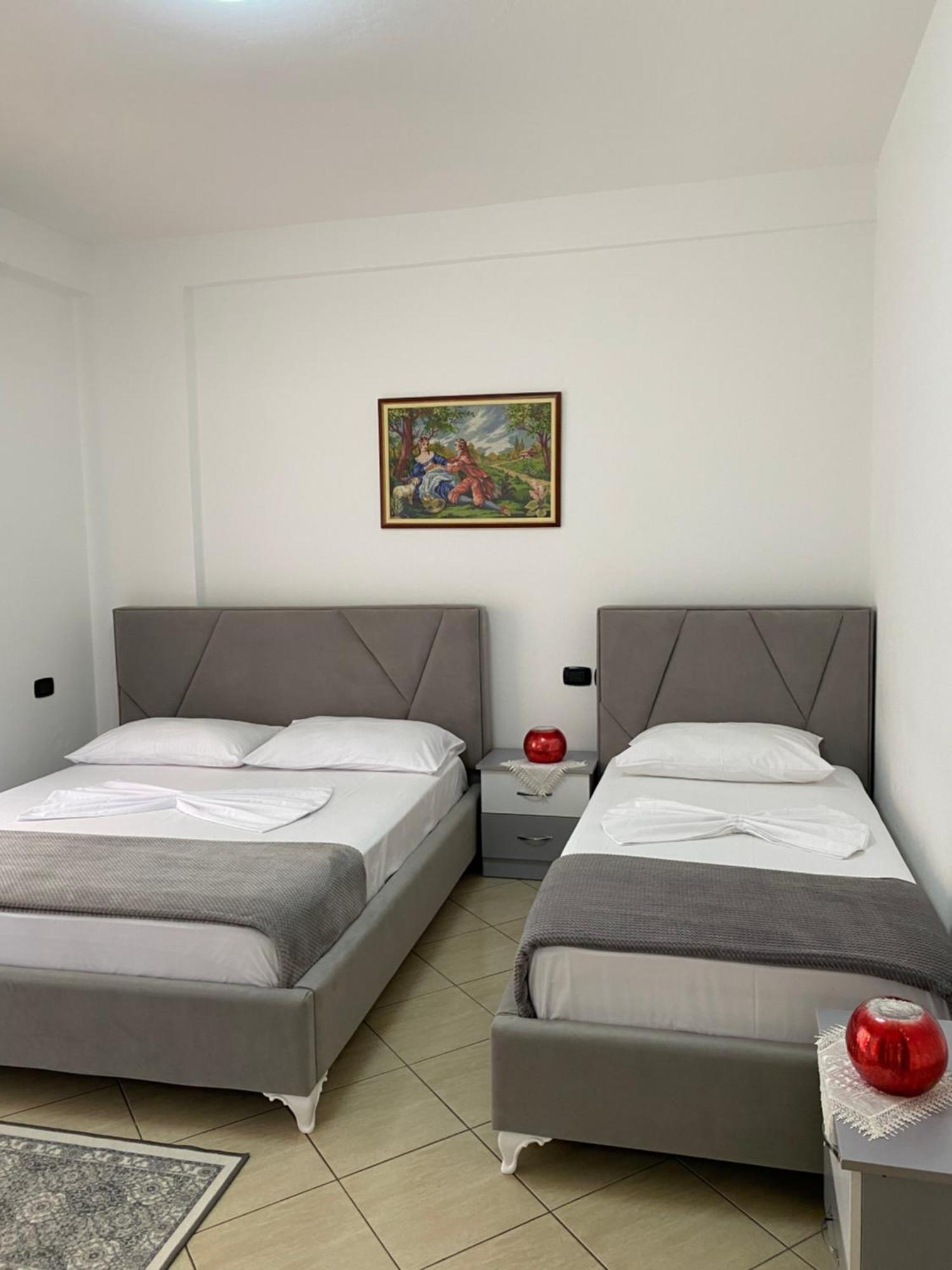 Rikardo Apartament Vlorë Exterior foto
