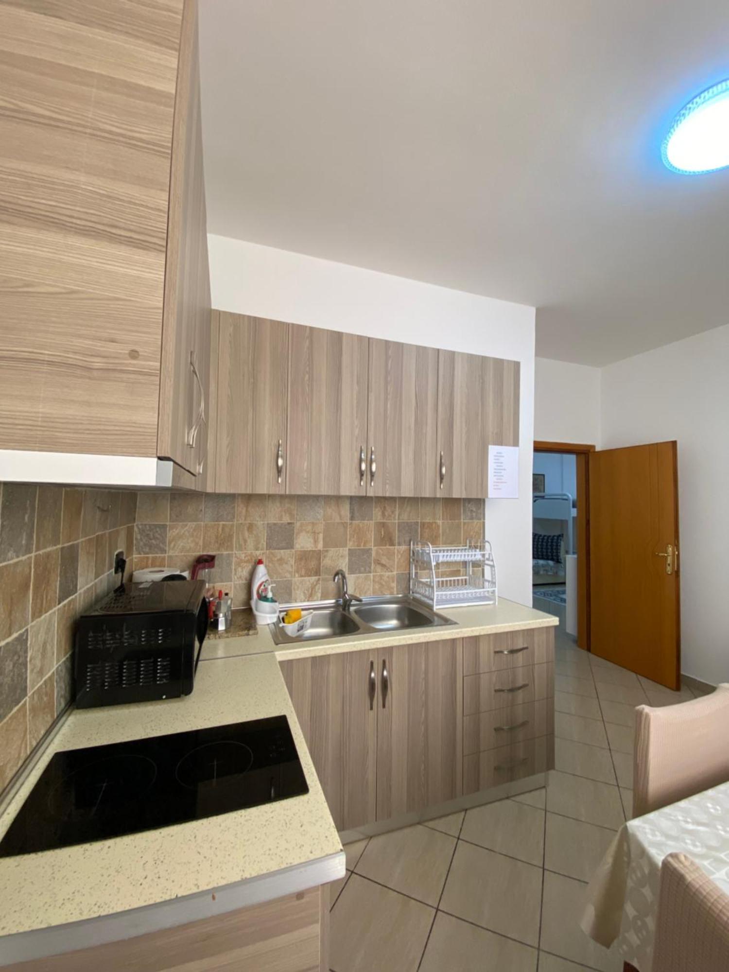 Rikardo Apartament Vlorë Exterior foto