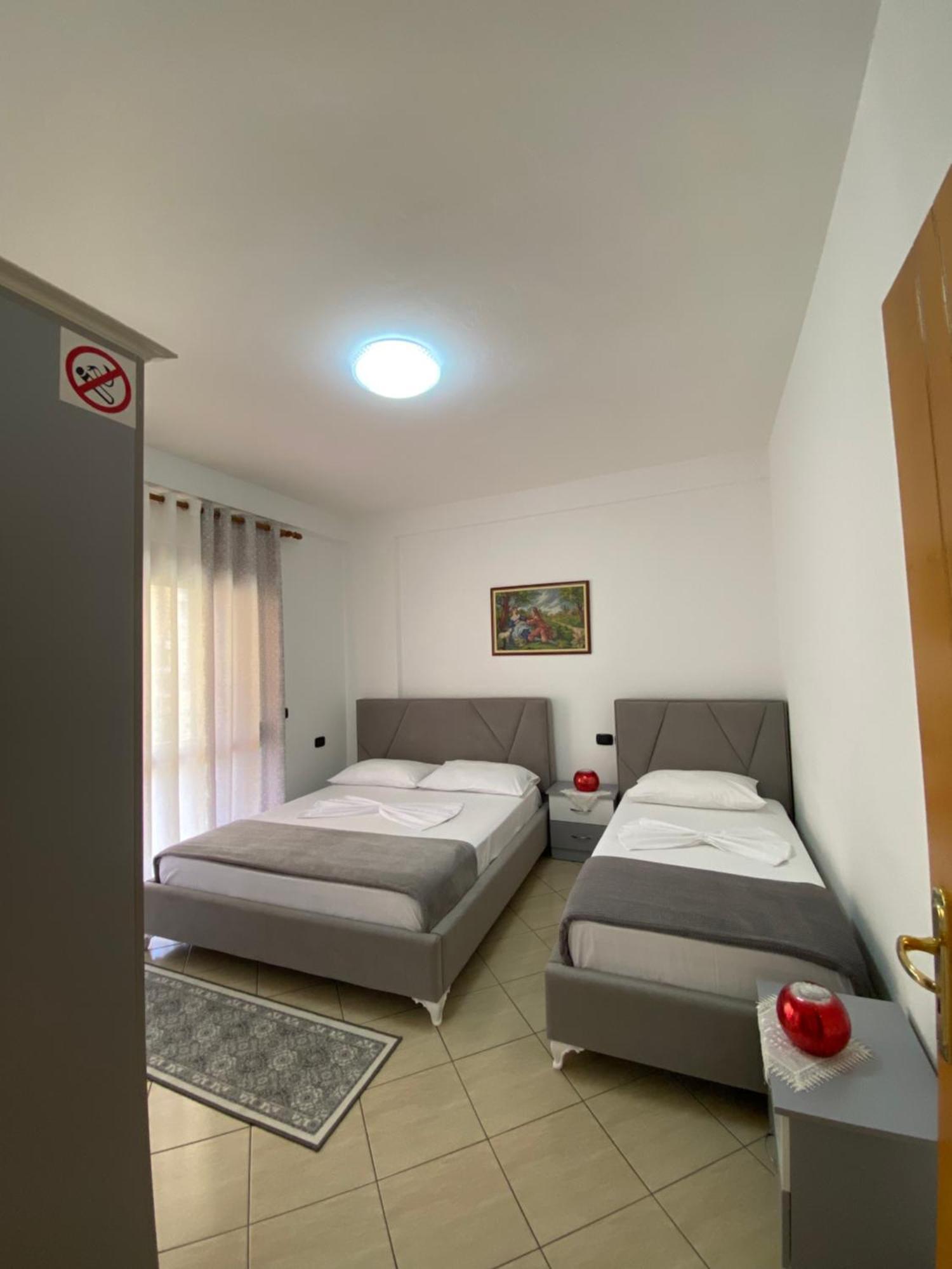 Rikardo Apartament Vlorë Exterior foto