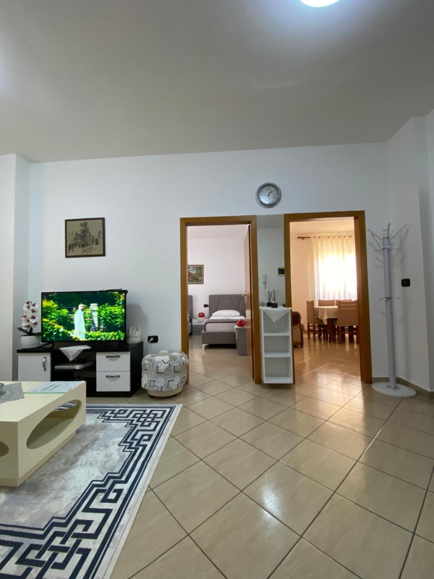 Rikardo Apartament Vlorë Exterior foto