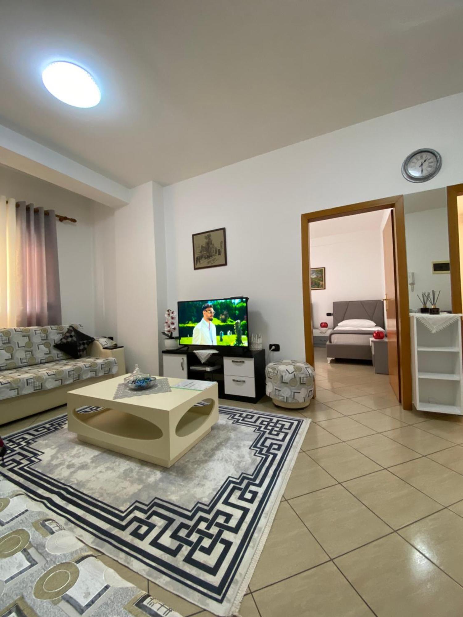 Rikardo Apartament Vlorë Exterior foto